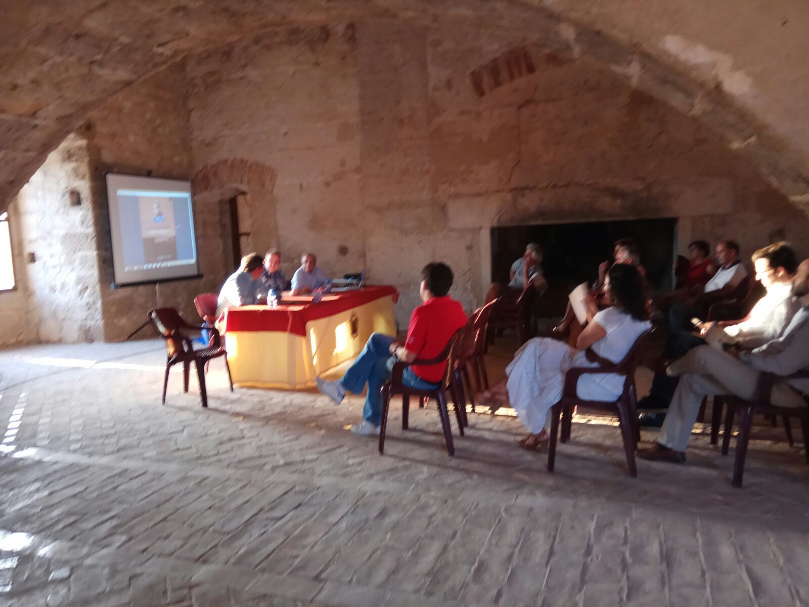 Presentación en el Castillo de la publicación sobre el Padre Tapia.