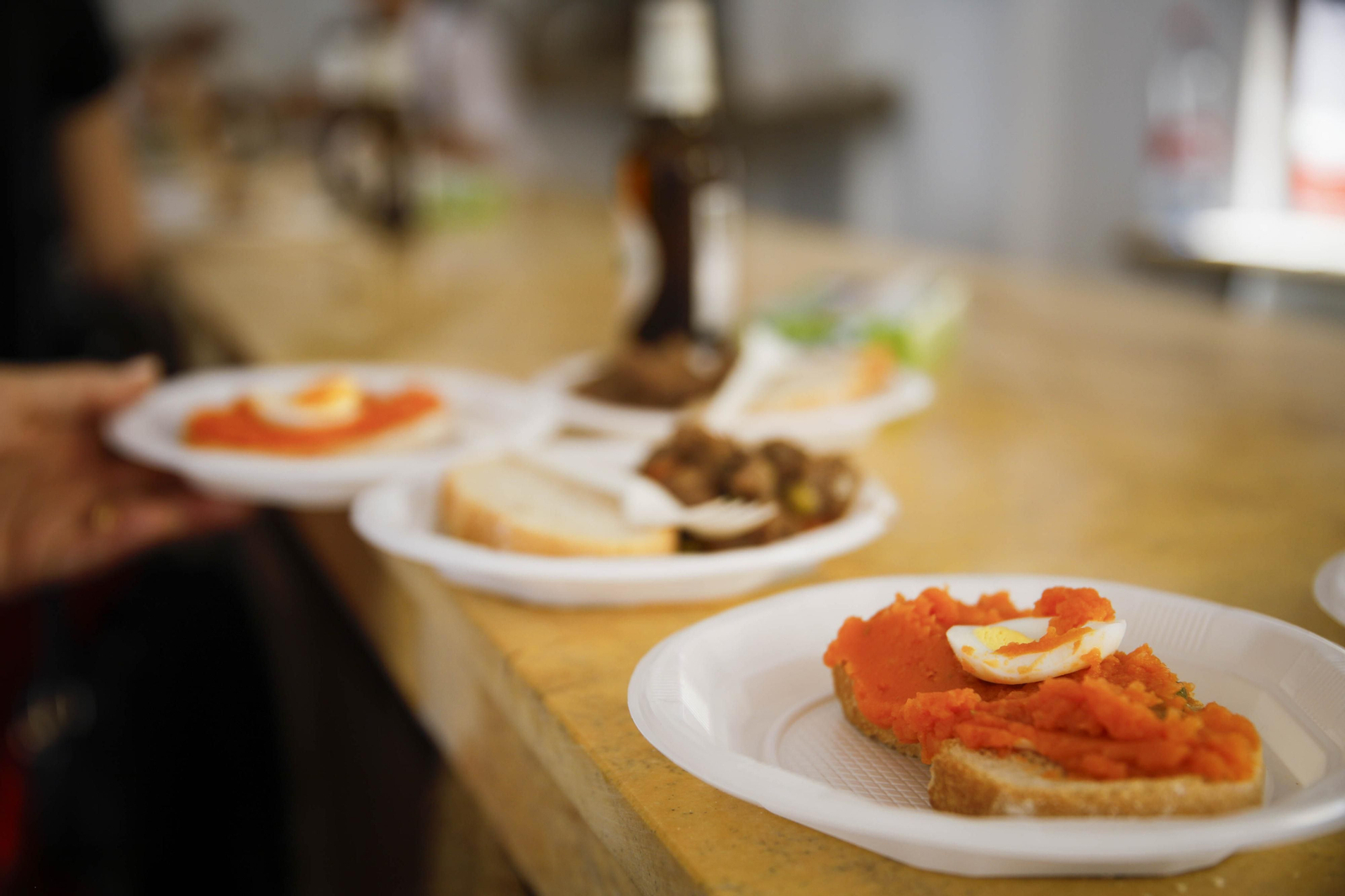 Imágenes de "Canteros y Caciques en la lucha por el Mármol" de Macael