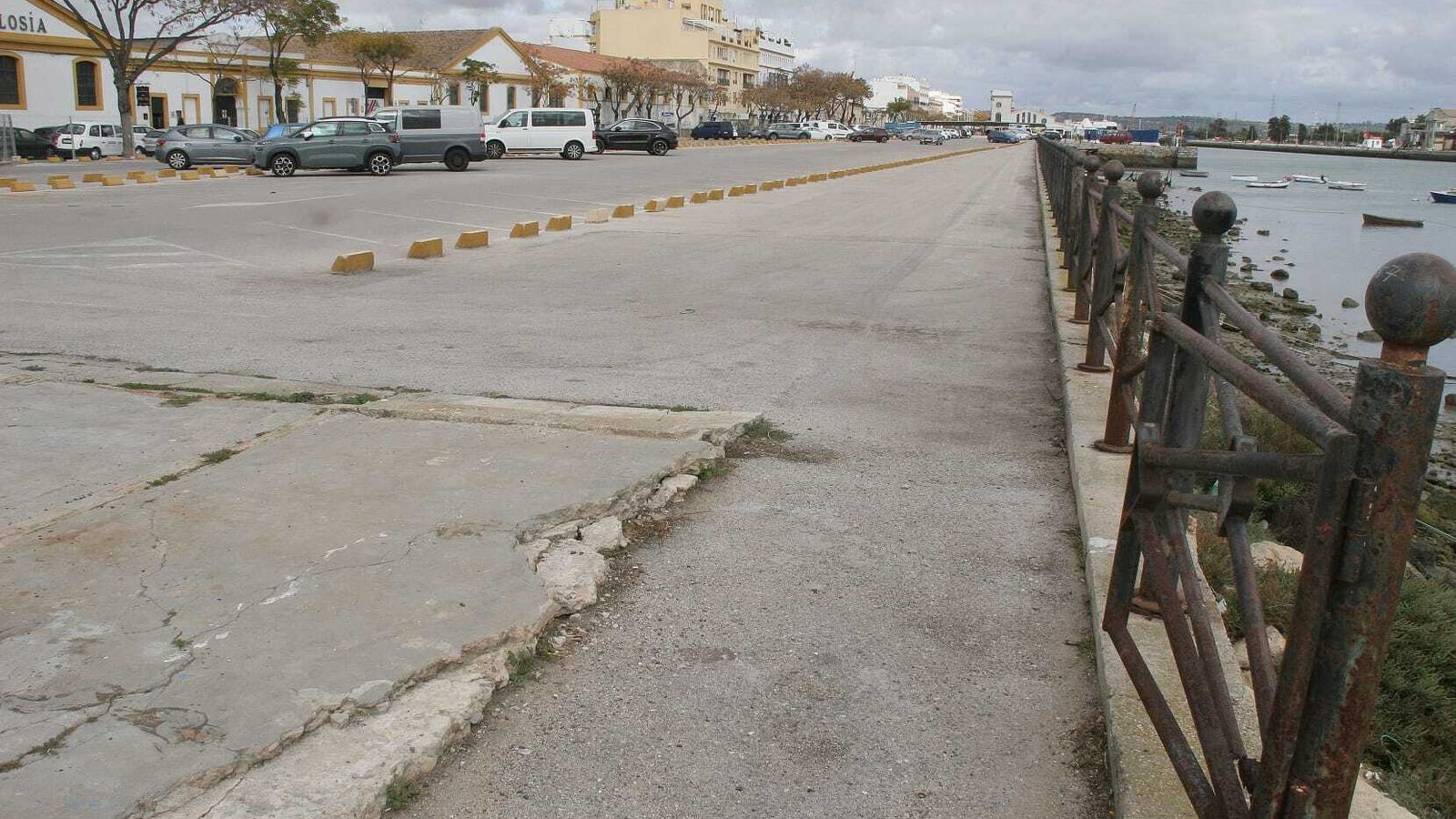 Otra foto de la zona donde irá el futuro parking subterráneo.