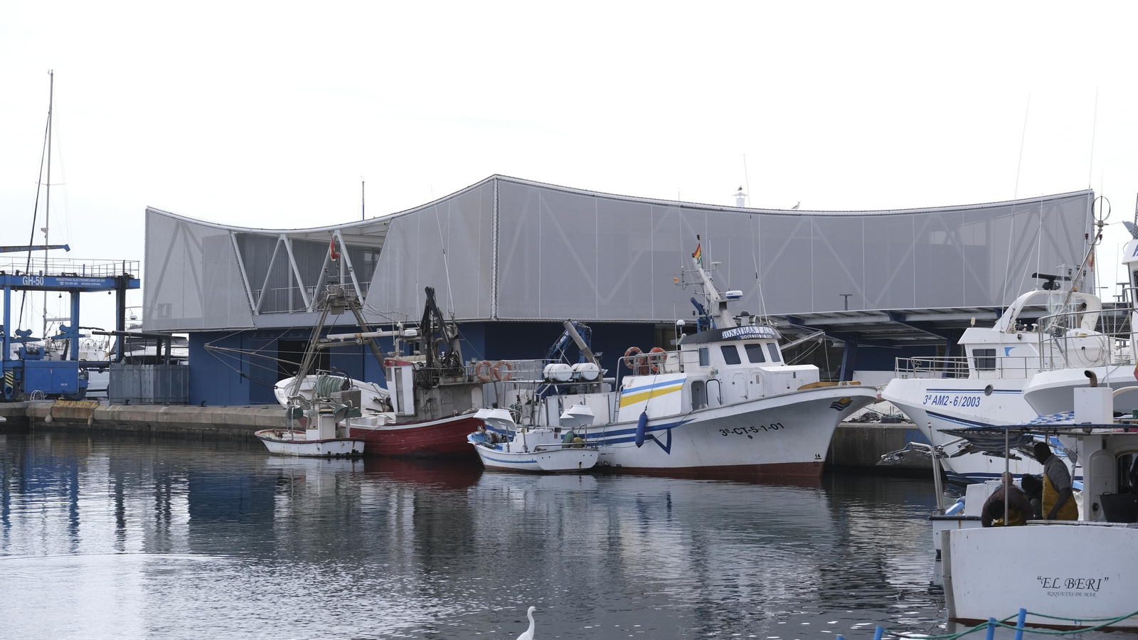Imágenes de la inauguración de la Lonja del Puerto Pesquero de Roquetas de Mar
