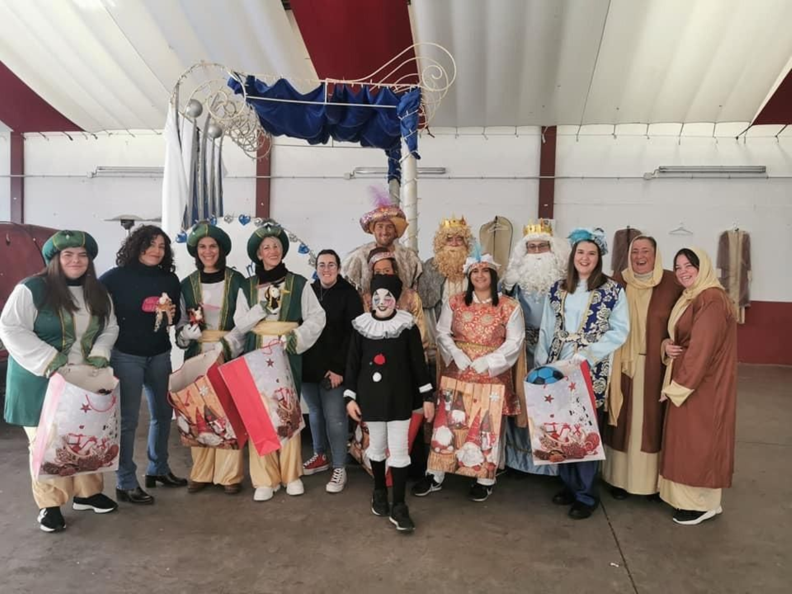Las Cabalgatas de los Reyes Magos de los pueblos de Córdoba, en imágenes