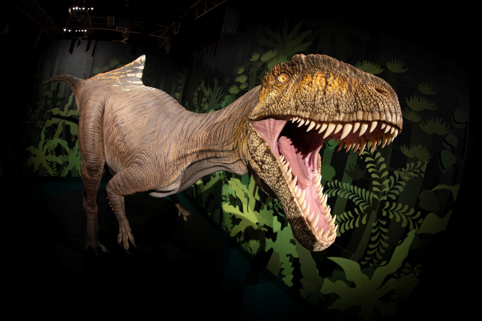 Así se han apoderado los dinosaurios del Parque de las Ciencias de Granada