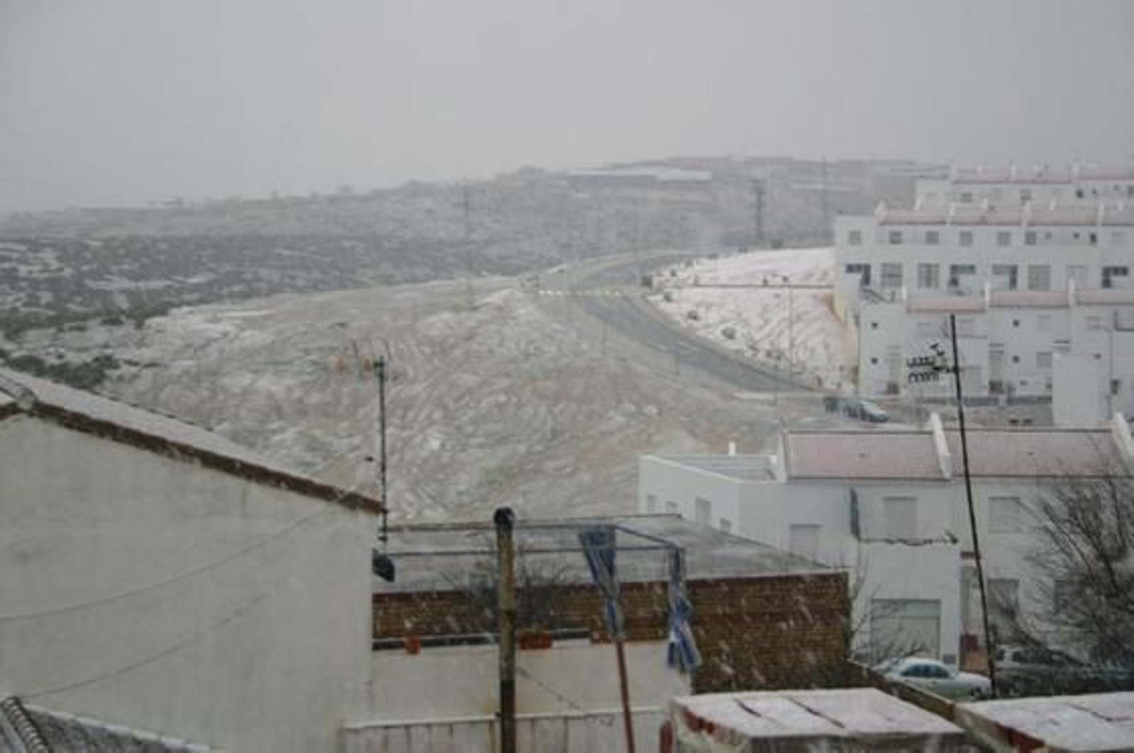 La localidad de Aznalcóllar durante la nevada.

Foto: Francisco Mateos