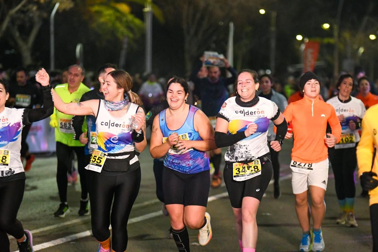 En imágenes: búscate en tu llegada a meta de la Carrera de San Antón 2025 (9)