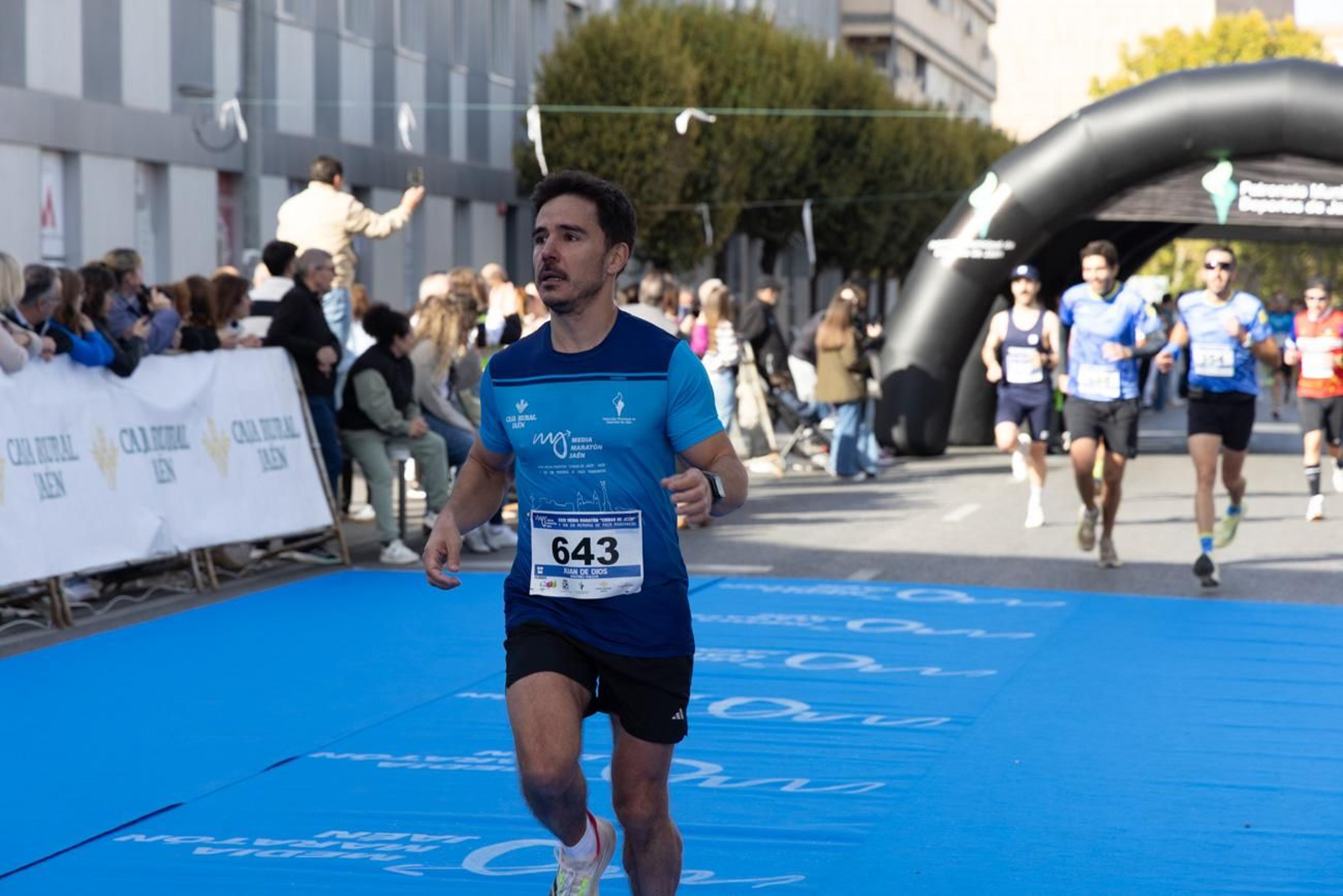 En imágenes: multitudinaria e histórica XXIX Media Maratón 'Ciudad de Jaén' y 10k en memoria de Paco Manzaneda