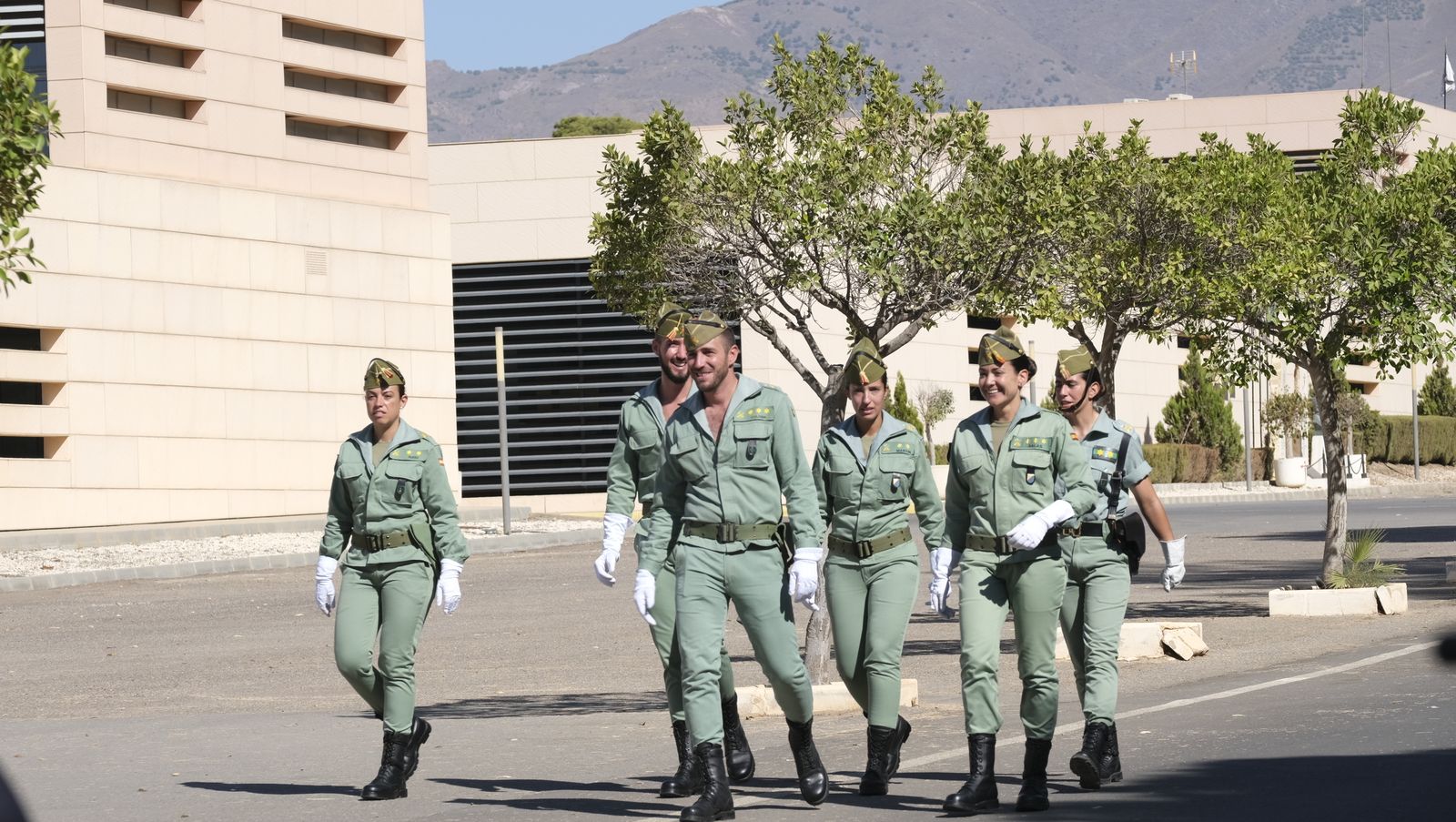 Imágenes de la visita de la Ministra de Defensa Margarita Robles a la Brigada Alfonso XIII de La Legión