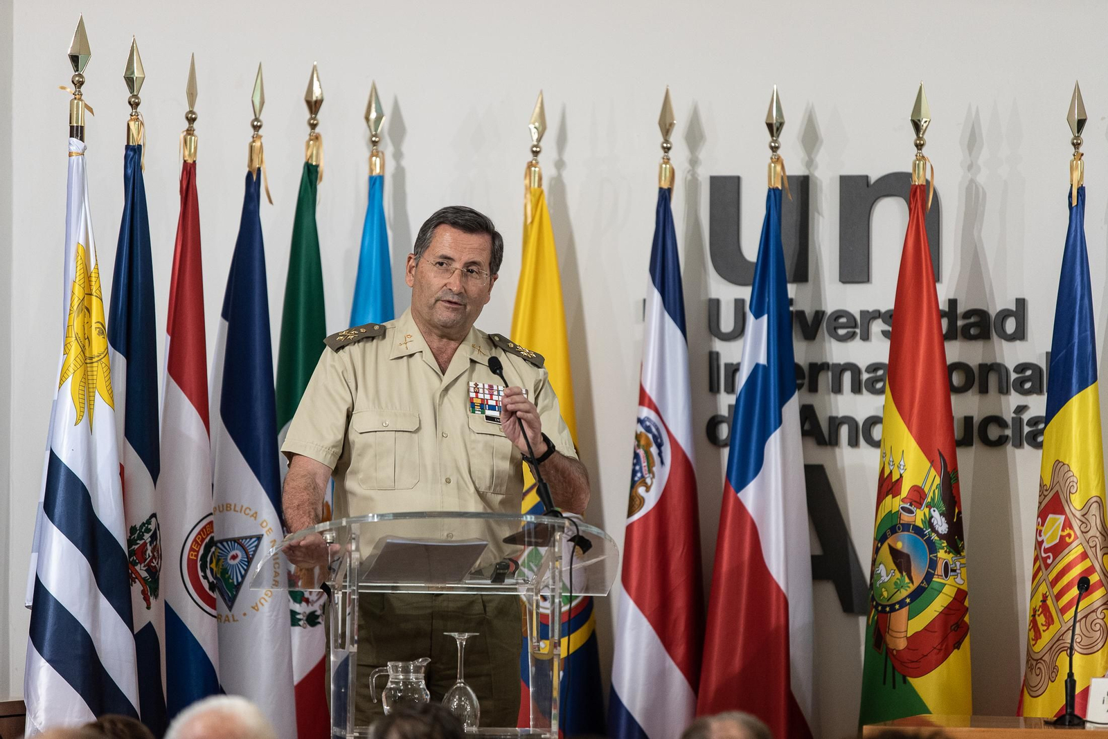 Imágenes de la jornada de inauguración de los cursos de verano de la UNIA