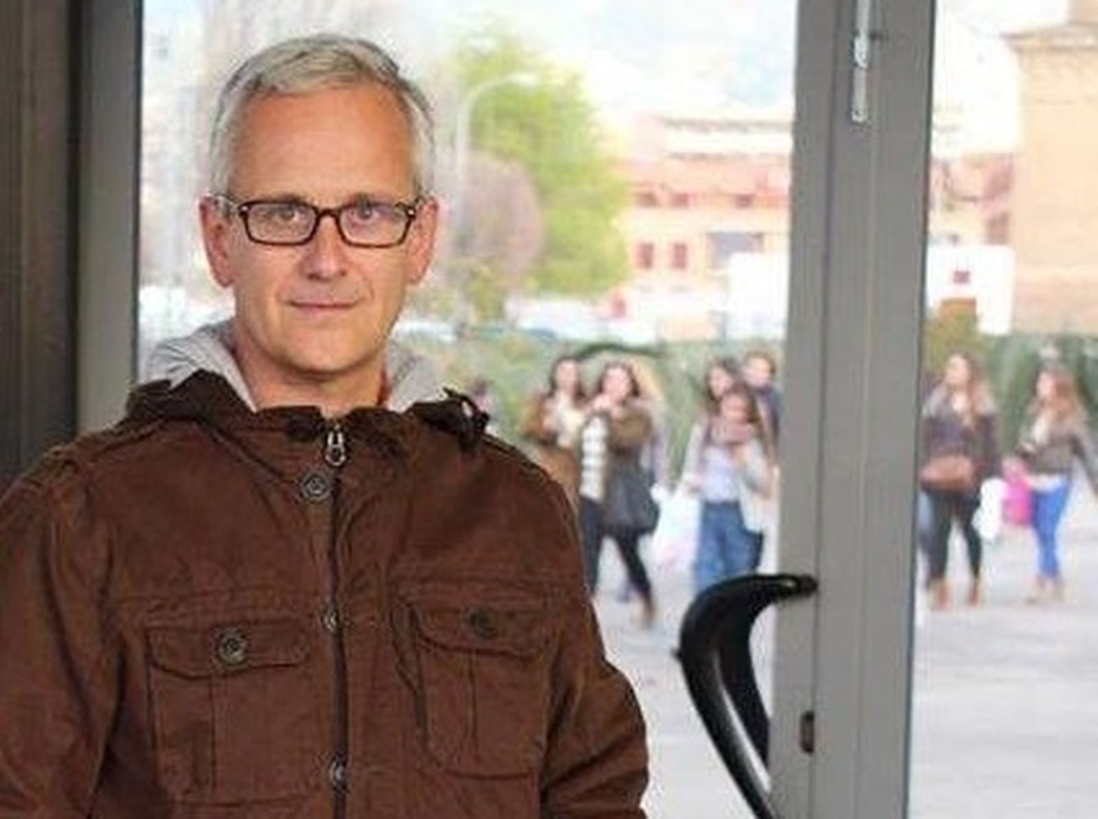 Sergio Berbel presenta su primera novela, 'La sangre de las campanas'.