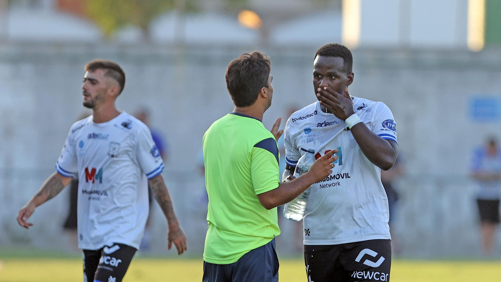 Imágenes del Trofeo de la Copa y la Venencia entre el Jerez Industrial y el Xerez DFC