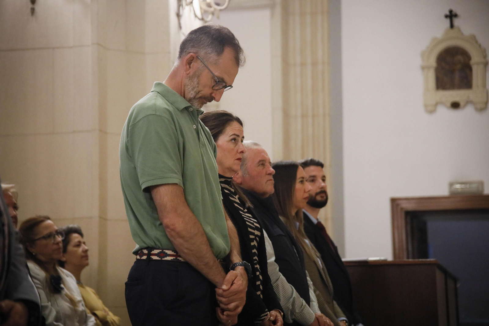 Así fue el Lignum Crucis en la Iglesia San Sebastián, en imágenes
