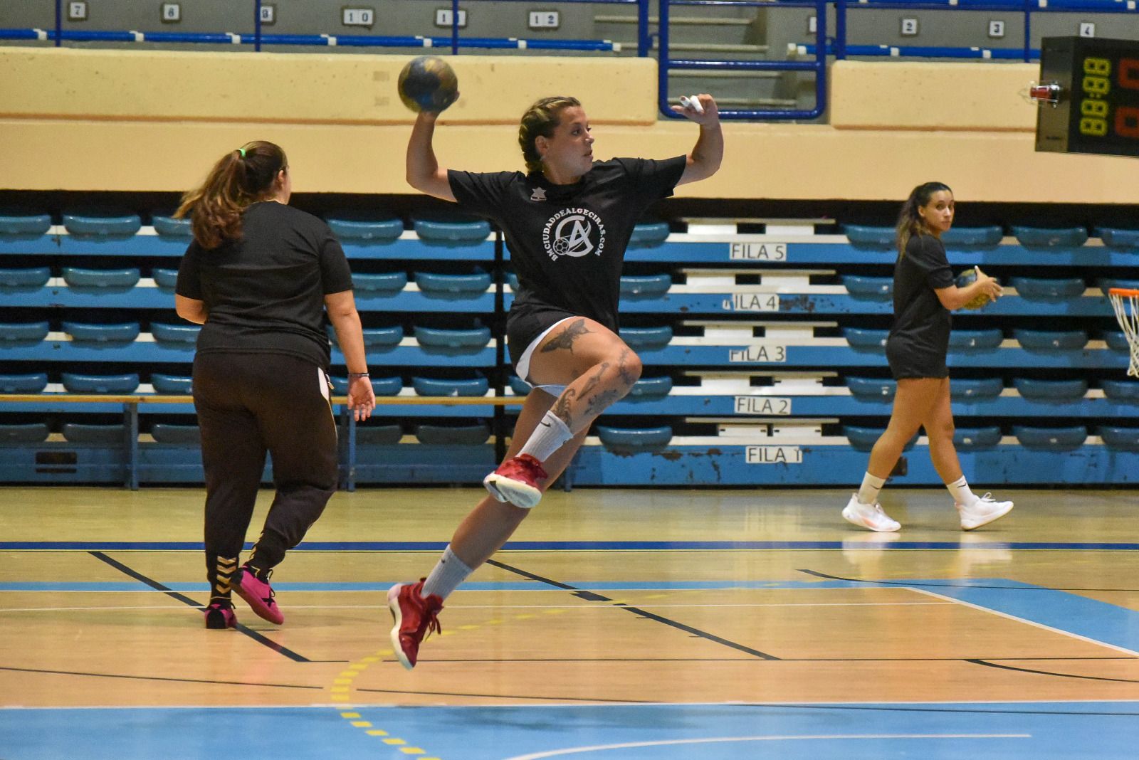 Las fotos del entrenamiento del BM Ciudad de Algeciras femenino