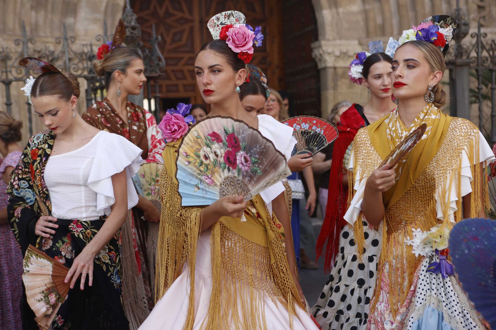 Broche flamenco en Santa Ana para terminar  la Velá