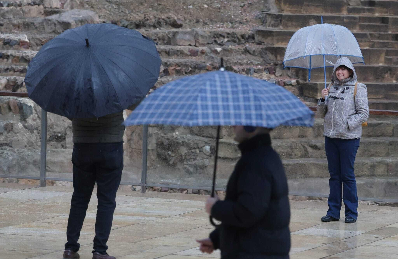 Las imágenes de la lluvia de la borrasca Karlotta en Málaga Las imágenes de la lluvia de la borrasca Karlotta en Málaga