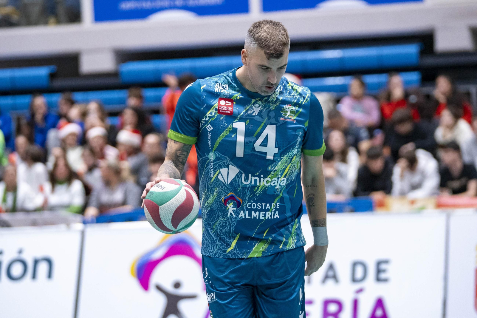 Las imágenes del partido de Superliga entre Unicaja Costa de Almería y Instercap Asisa Tarragona