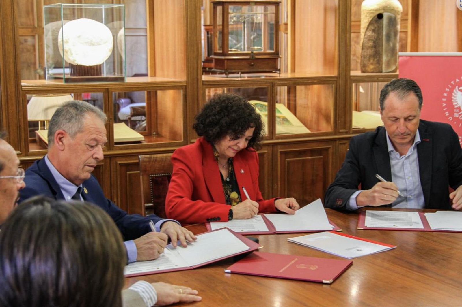 Crean cátedra para potenciar el estudio del histórico puente de Pinos Puente