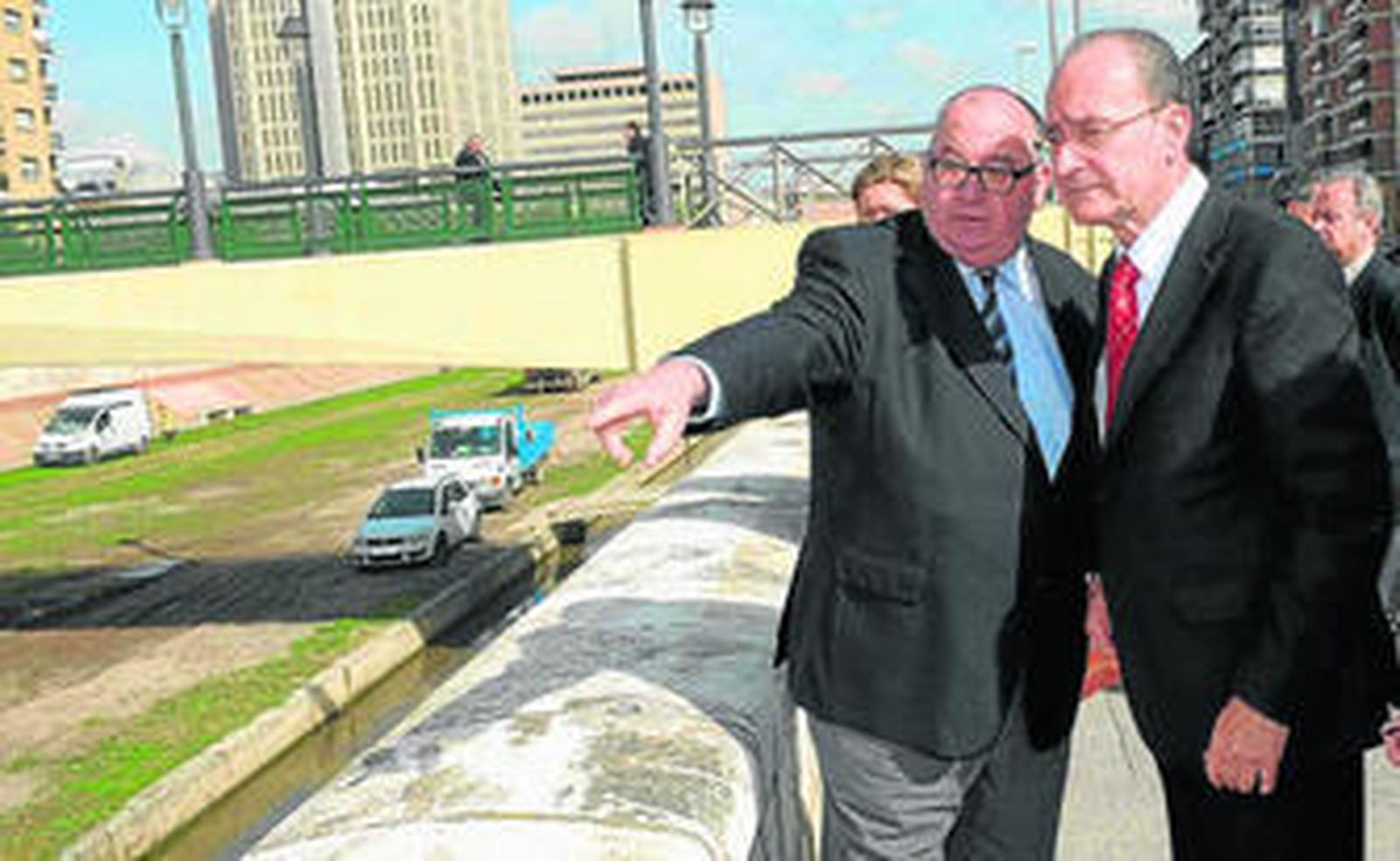 El gerente saliente, José Luis Rodríguez, en una imagen de archivo con Francisco de la Torre.