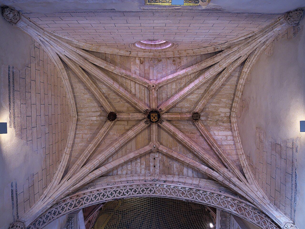 Patrimonio aprueba la intervención en la bóveda de la Sala Capitular de Santa María de las Cuevas