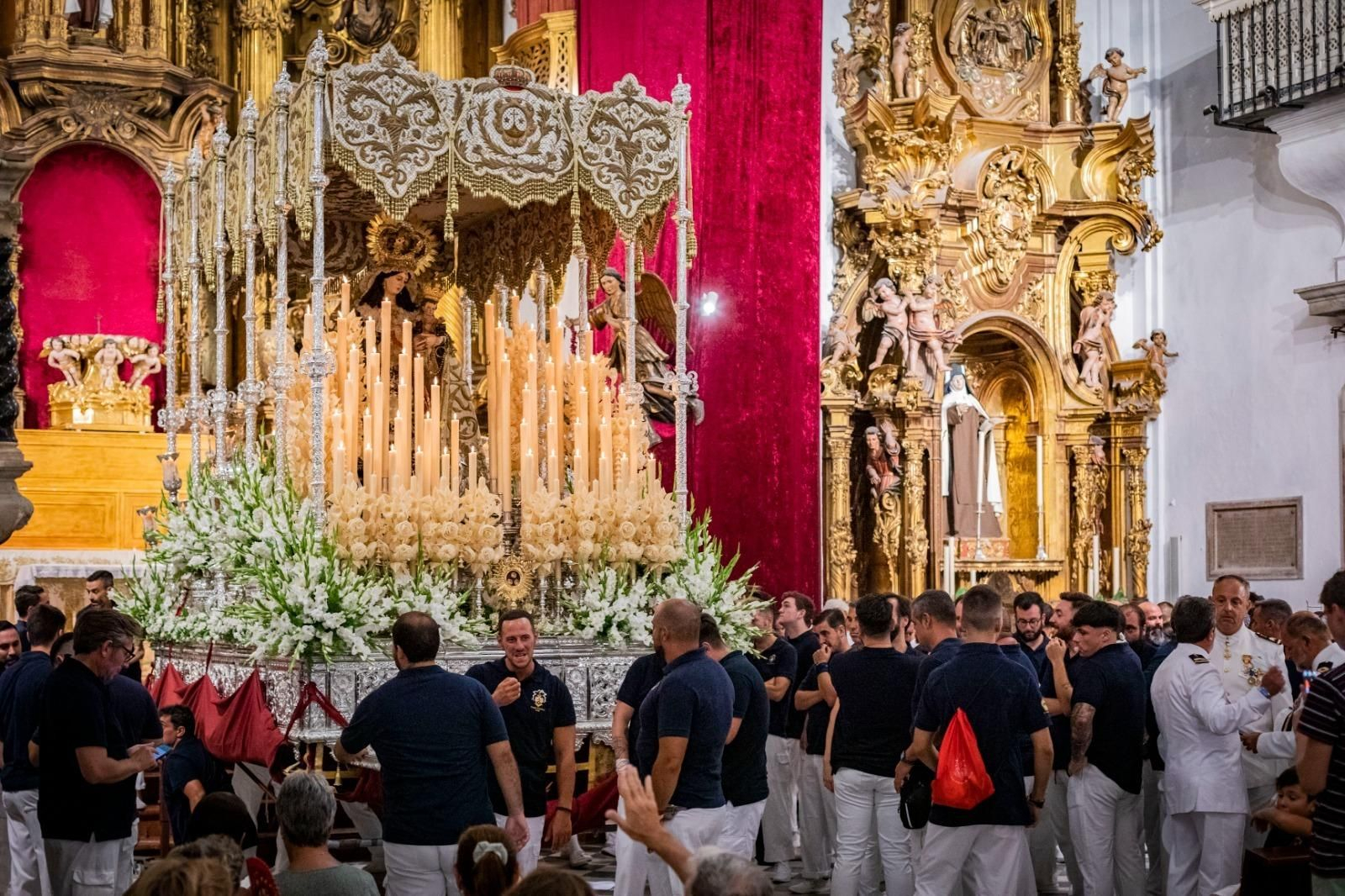 La procesión de la Virgen del Carmen en Cádiz, en imágenes