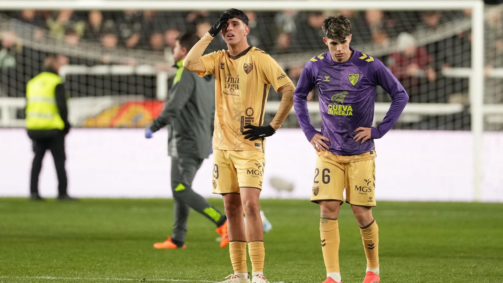 El Burgos-Málaga CF, en fotos