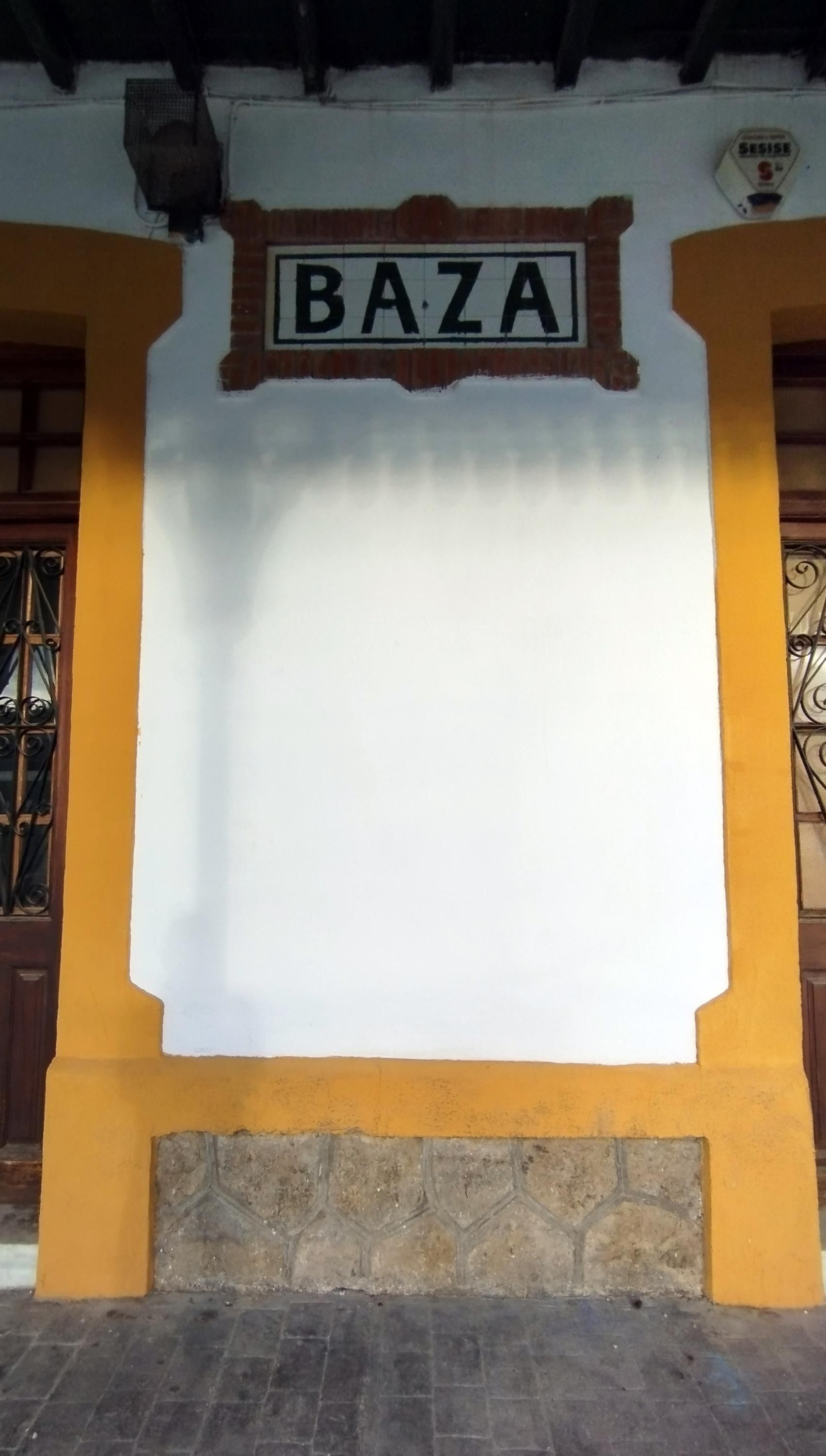 Fotos: el patrimonio ferroviario abandonado de la línea de tren Guadix-Baza-Lorca