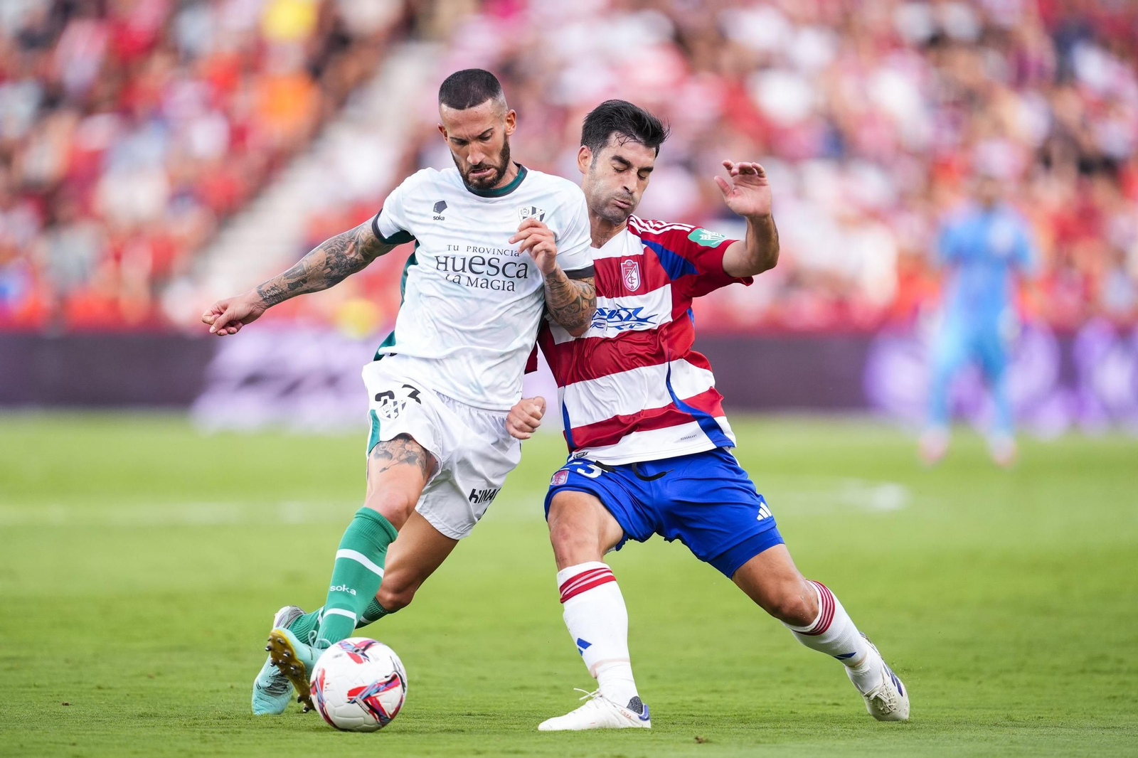 Ataque del Granada en el pasado partido ante el Huesca Ataque del Granada en el pasado partido ante el Huesca