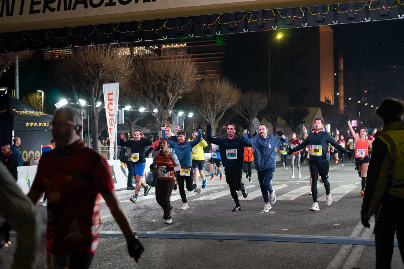 En imágenes: búscate en tu llegada a meta de la Carrera de San Antón 2026 (21)