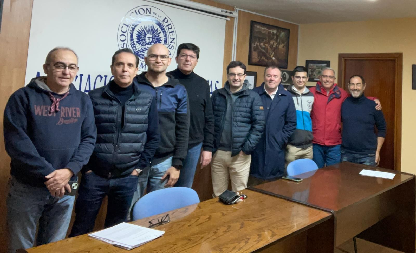 Primera Junta Directiva de la Asociación de Periodistas Deportivos de Almería.