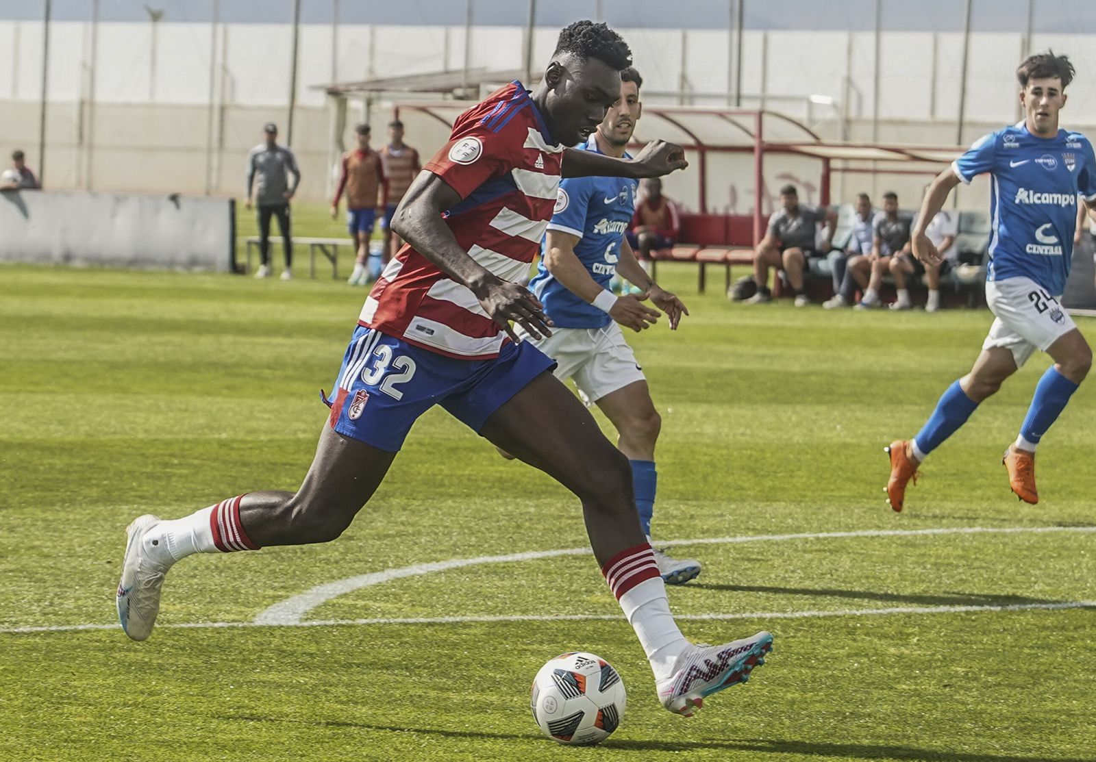 Las mejores imágenes del Recreativo Granada - Utebo FC