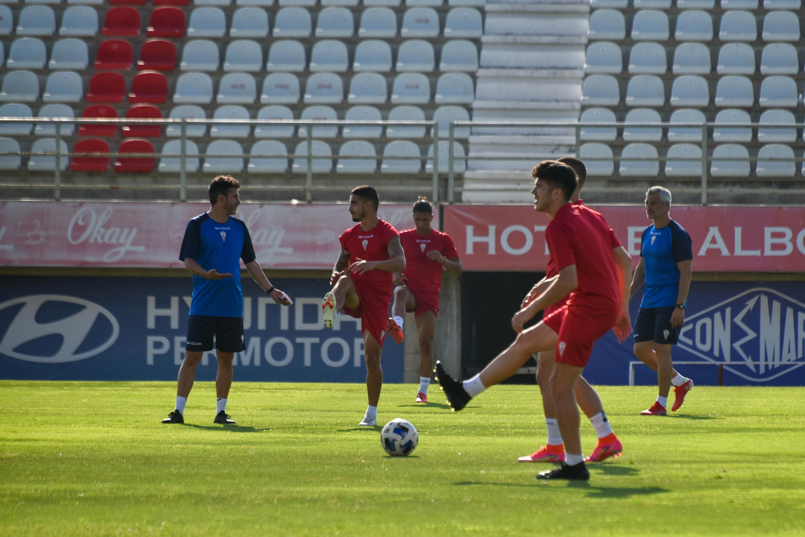 Un entrenamiento del Algeciras en el Nuevo Mirador.