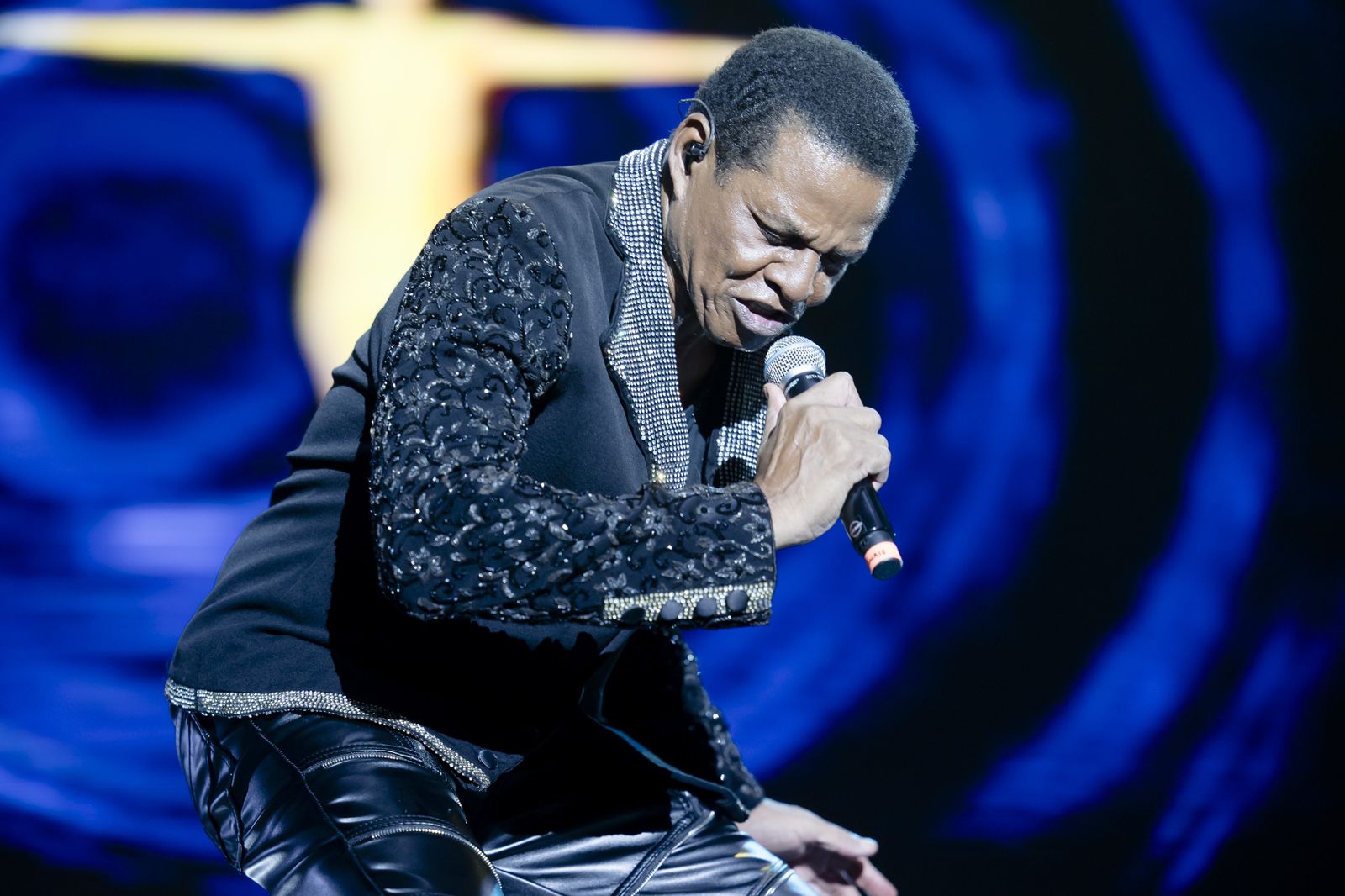 Búscate en el concierto  "80's leyends" en Bahía Sound.