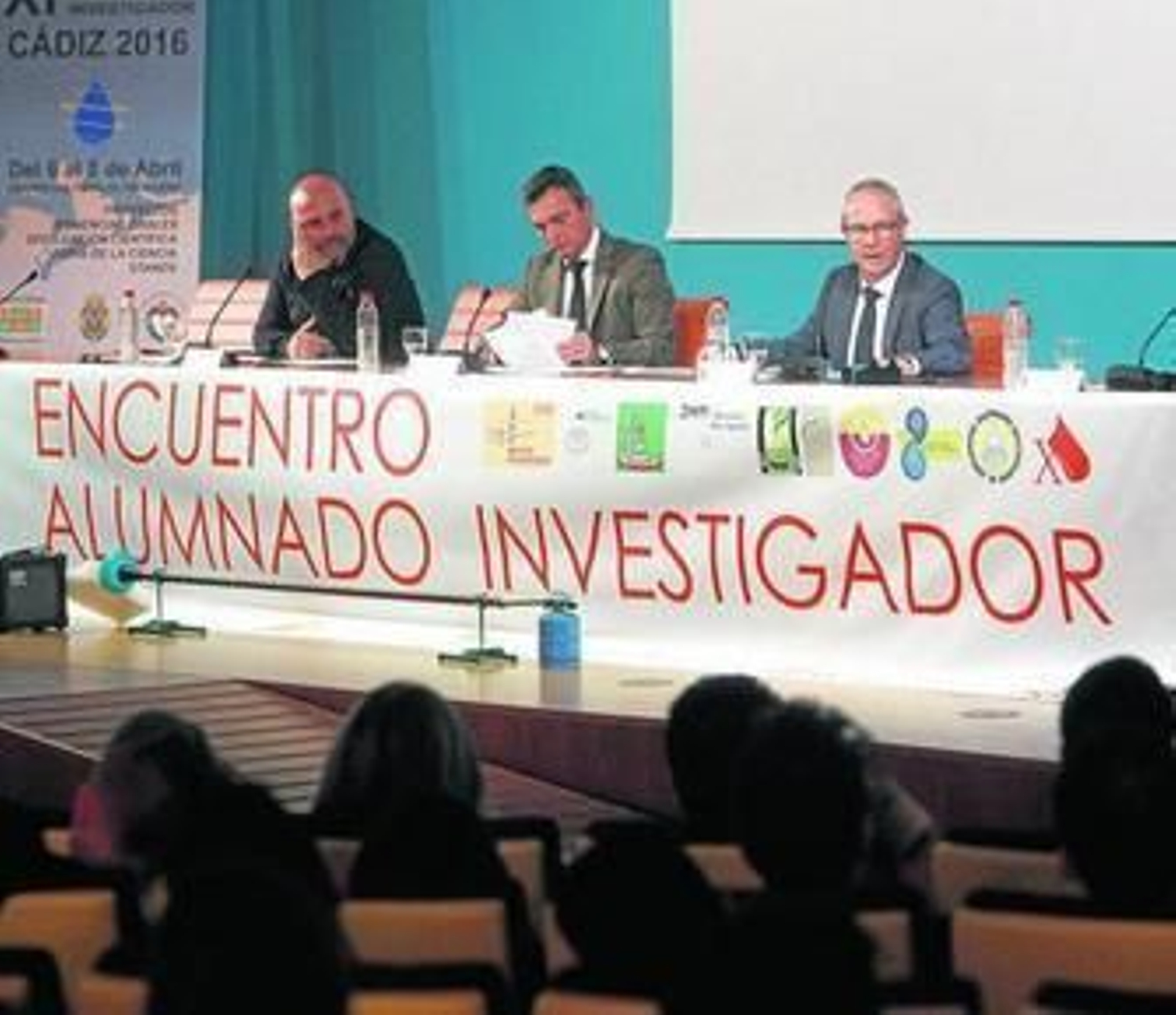 El acto de inauguración tuvo lugar en la Facultad de Filosofía y Letras.