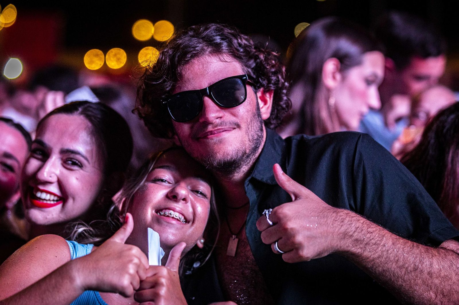 Búscate en las fotos del concierto de Melendi en Cádiz