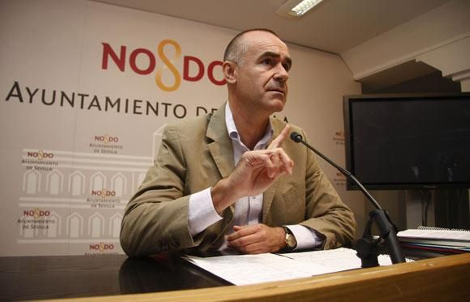 Espadas dice que la actual propuesta de Ikea "incumple" el PGOU