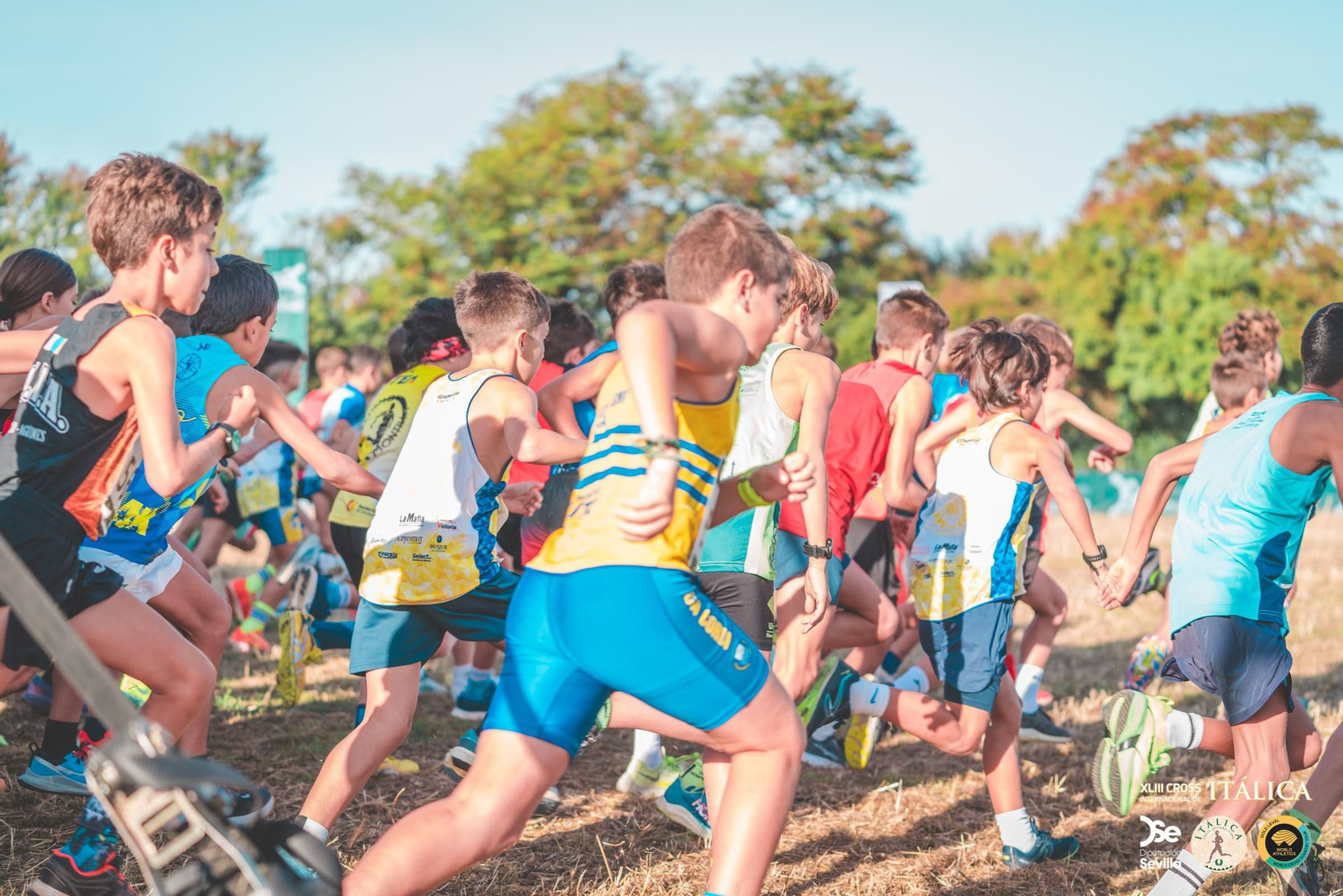 Búscate en las fotos del Cross de Itálica 2025 | 8