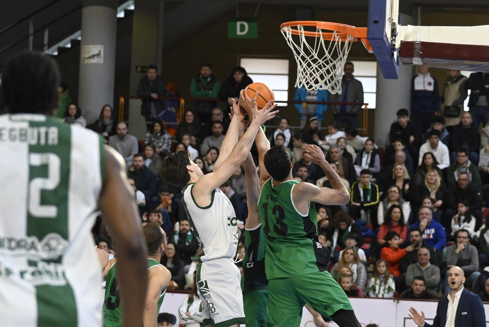 Las mejores fotos del ambiente en Vista Alegre para el Coto Córdoba - Cáceres