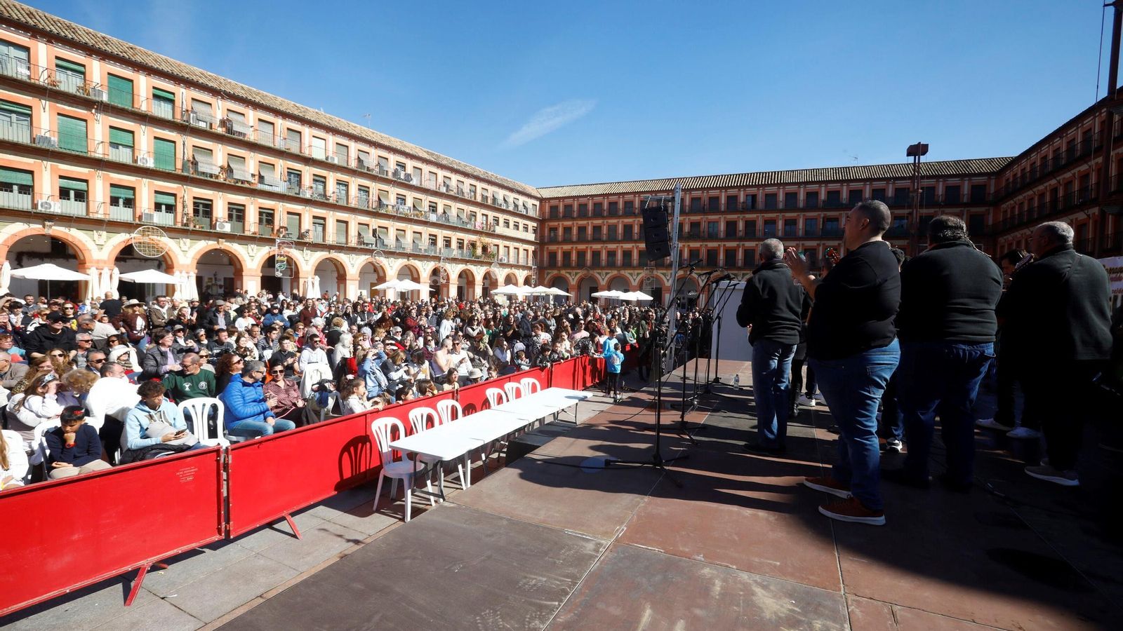 Salmorejá en la plaza de La Corredera
