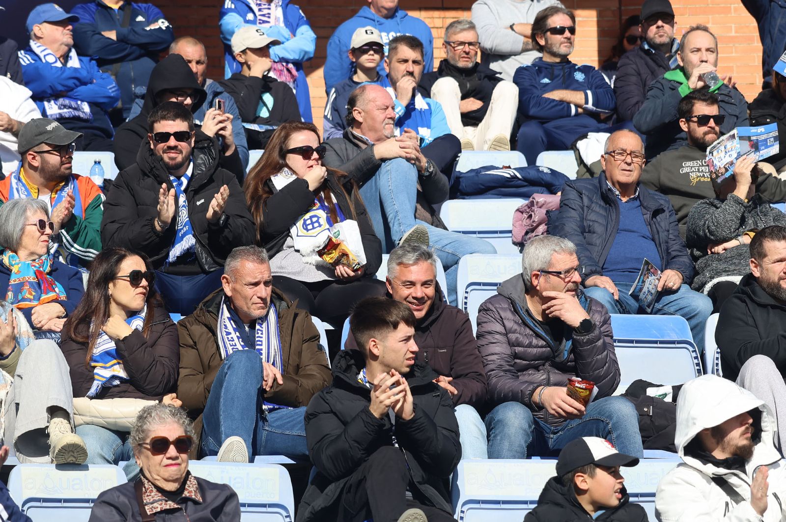 Búscate en las gradas del Nuevo Colombino durante el Recre-Estepona