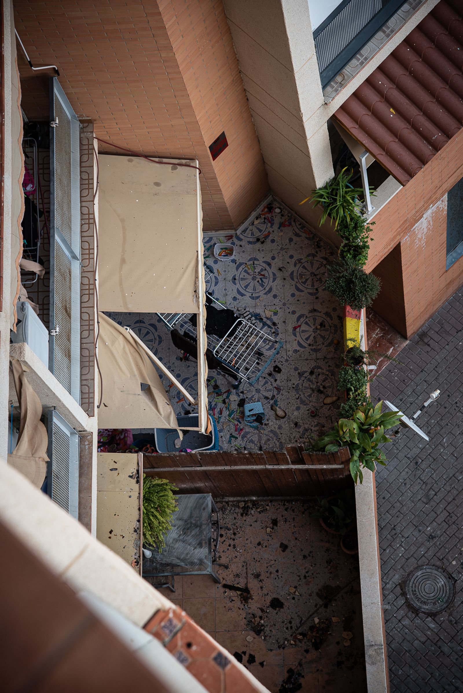 Imágenes del incendio en la plaza Corteconcepción de Huelva