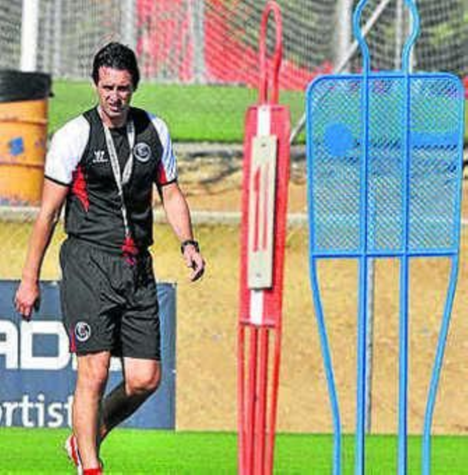 Una defensa nueva, el reto de Emery