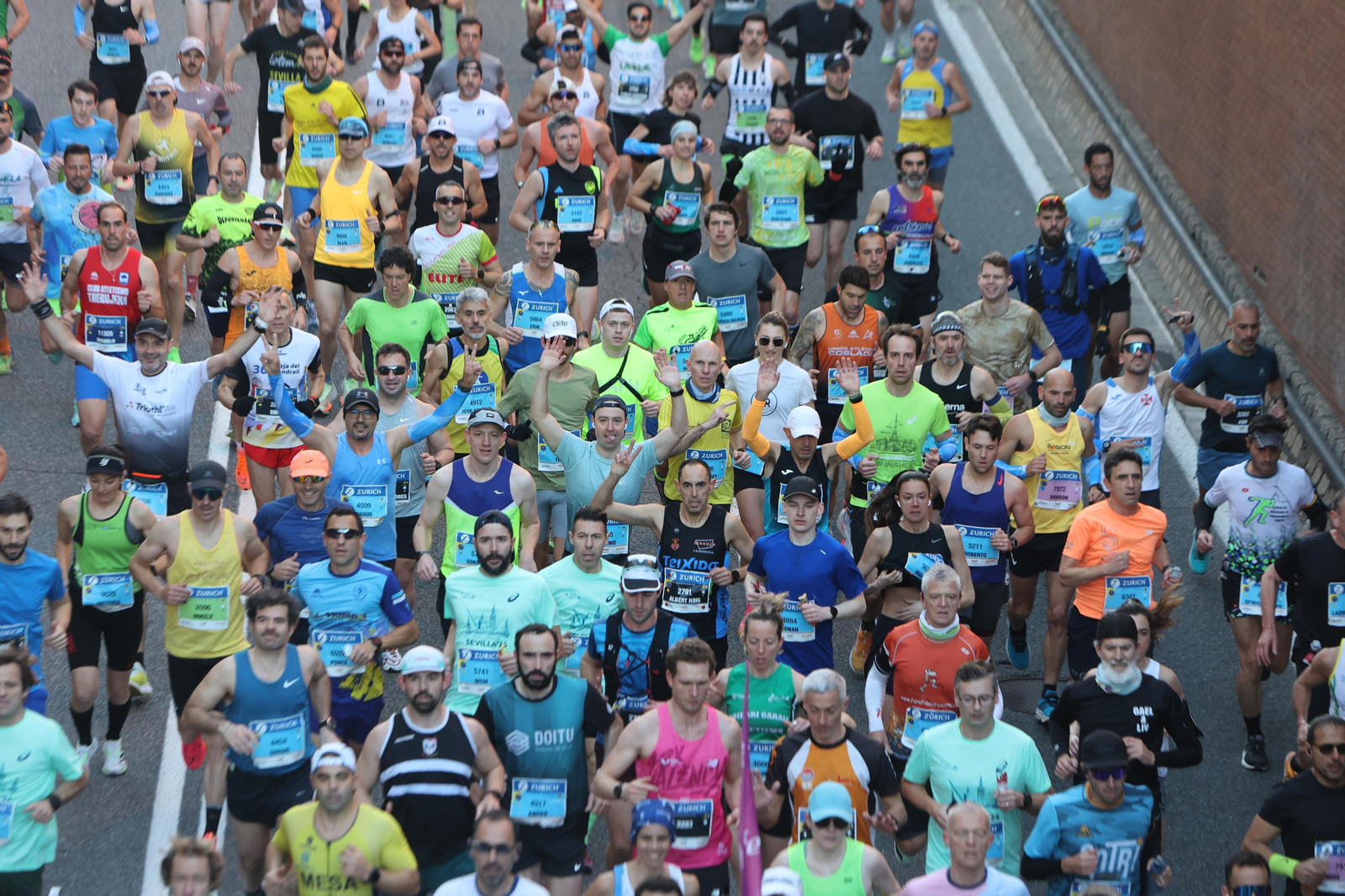 Búscate en la Zurich maratón de Sevilla