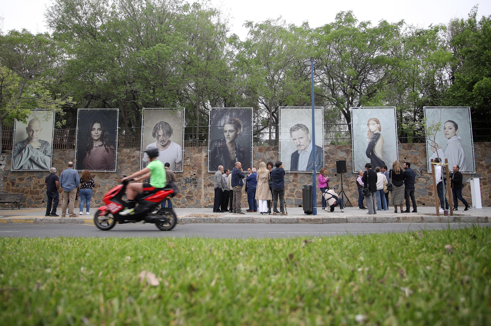La exposición "A través de la Mirada" de Jorge Fuembuena, en imágenes