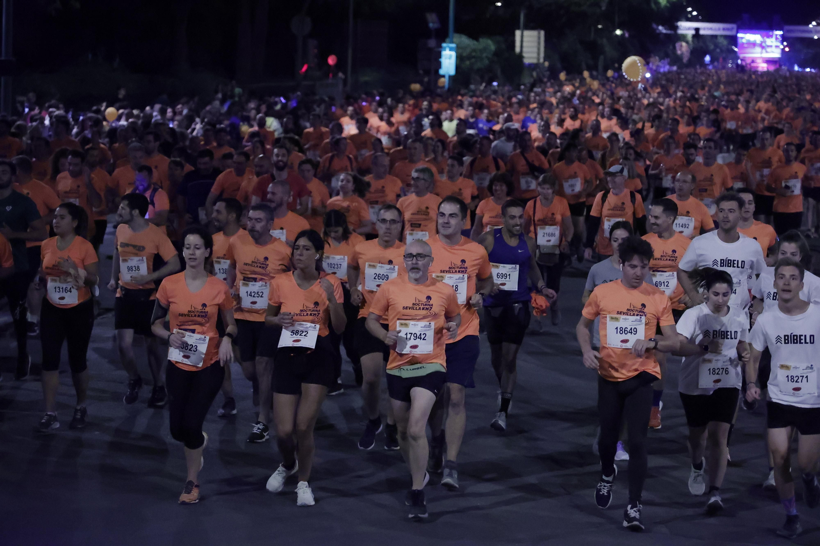 Búscate en la Carrera Nocturna de Sevilla (5)