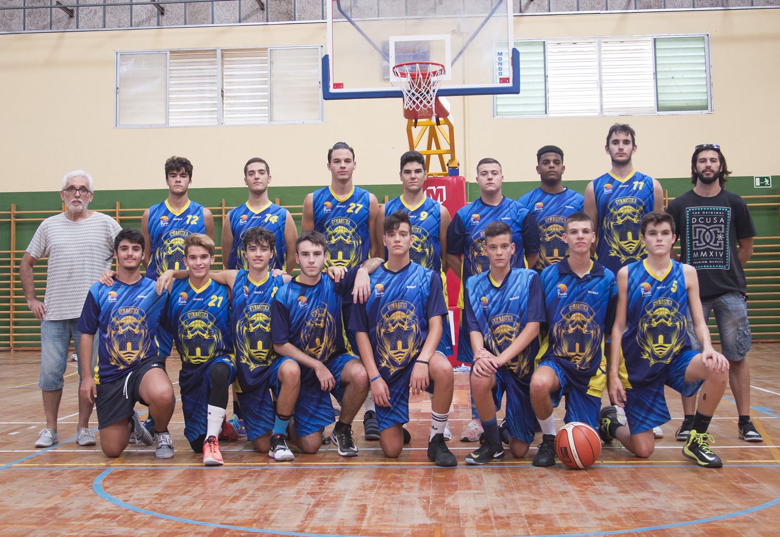 Plantilla júnior de la Gymnástica Portuense, subcampeona provincial.