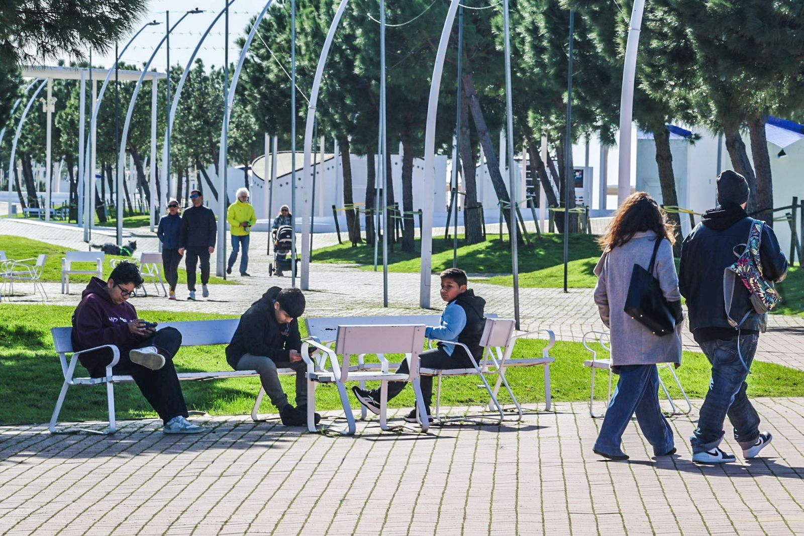 Fotografías de ambiente de la fría mañana en la ciudad