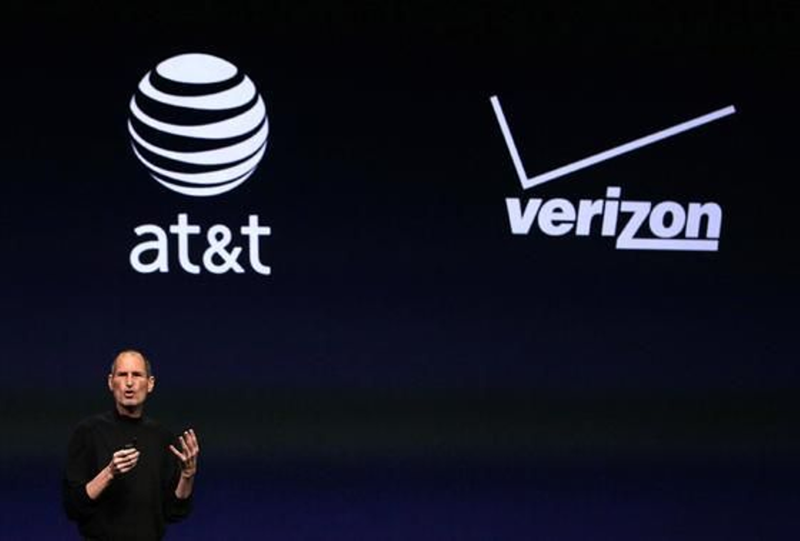 Steve Jobs presenta el iPad 2, la nueva versión del 'tablet' de Apple.

Foto: AFP Photo