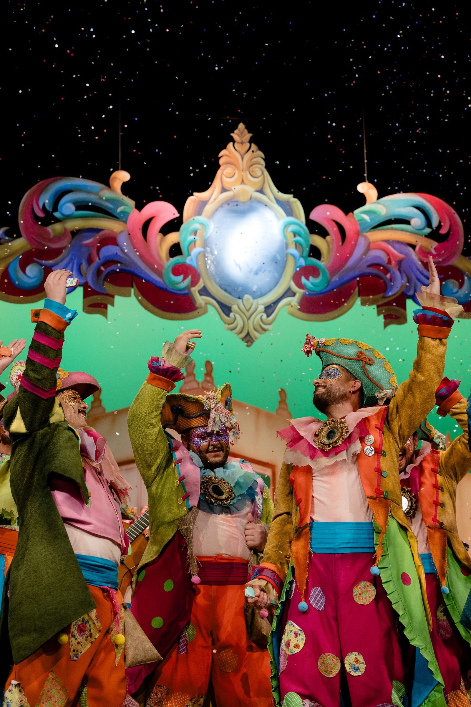 Búscate entre las mejores imágenes de la sexta sesión de cuartos de final del COAC 2026