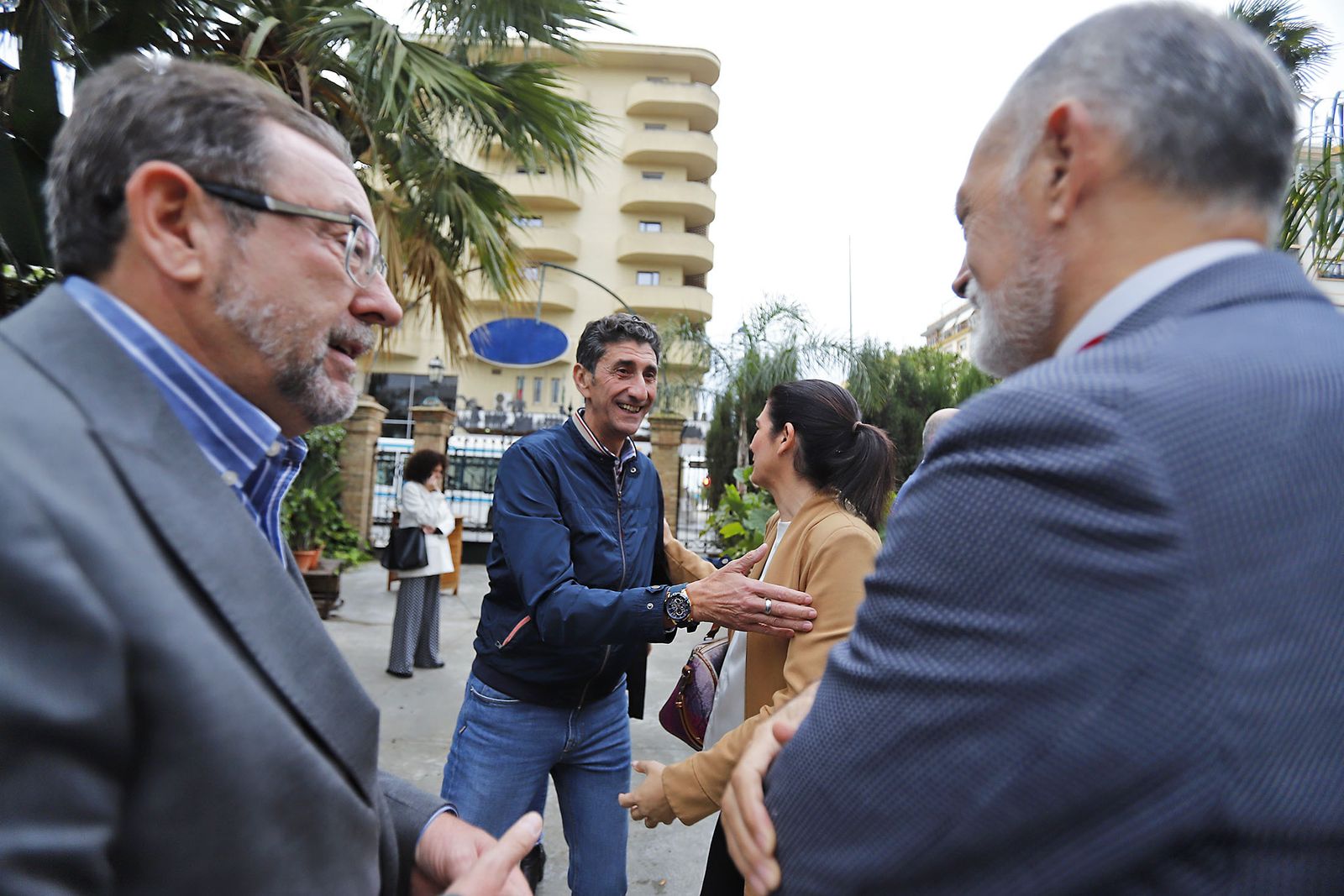 Imágenes de la recepción del Foro Gerardo Rojas de Huelva Información