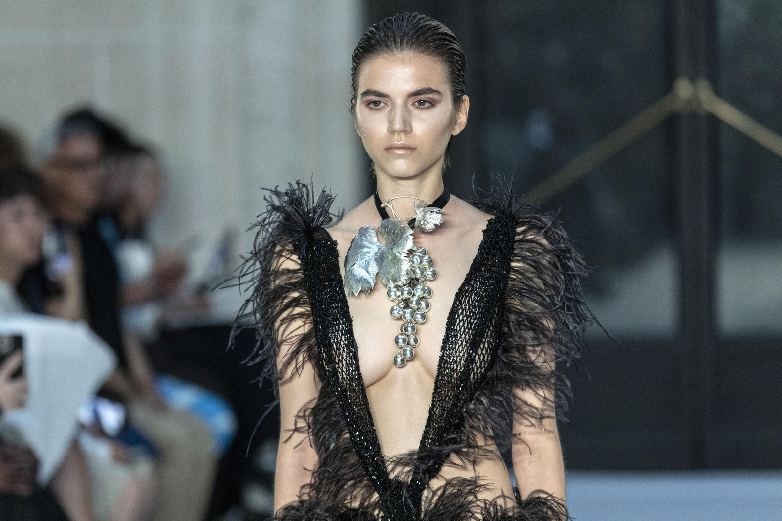 Las mejores imágenes del desfile de Juana Martín en París