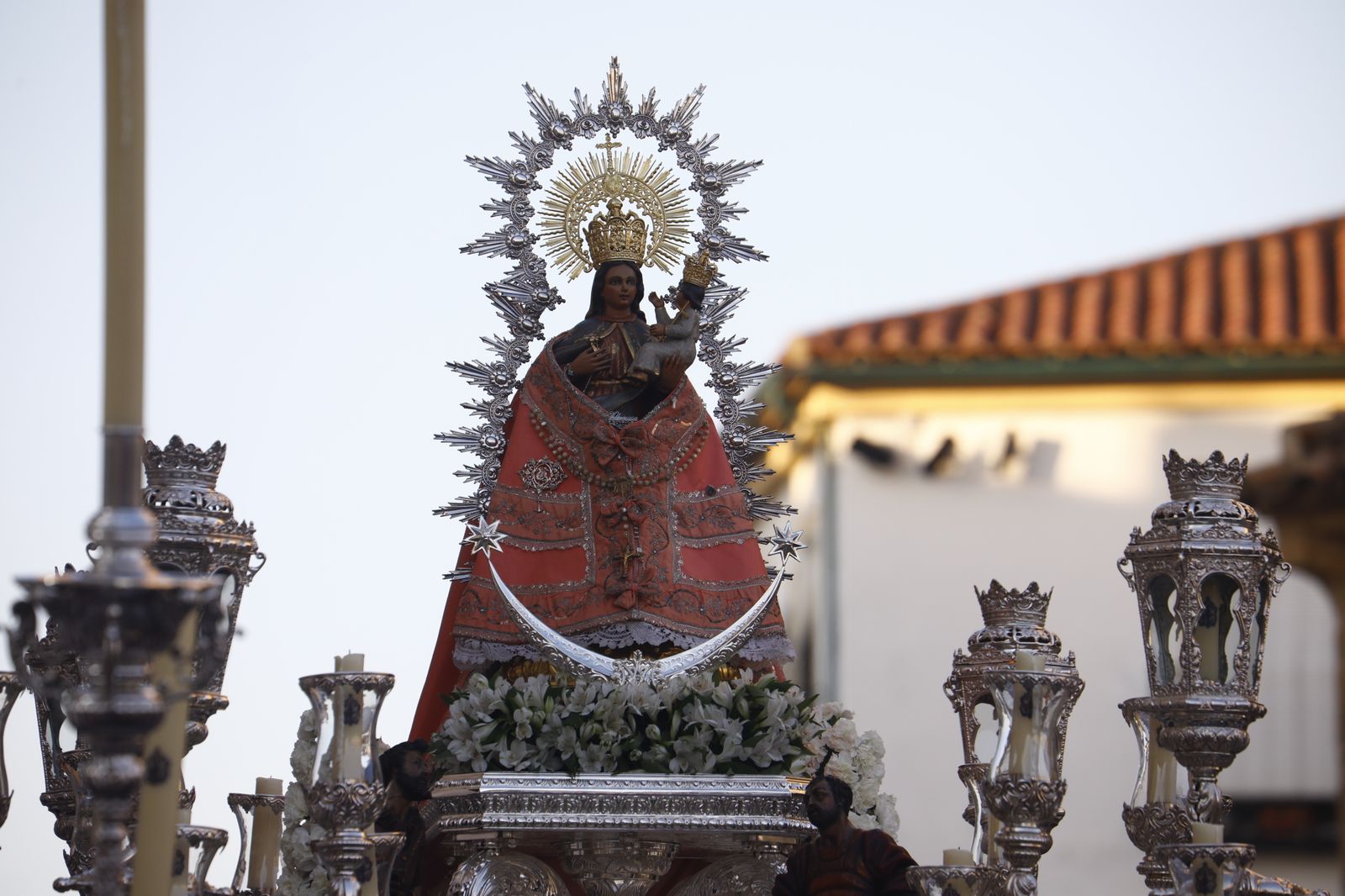 La procesión de la Virgen de Villaviciosa de Córdoba, en imágenes