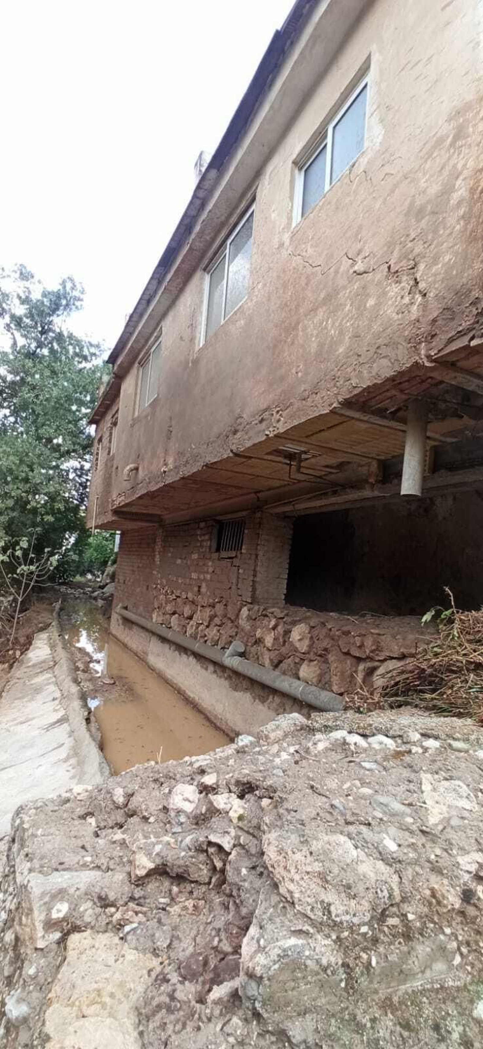 Los daños provocados por la tormenta en Almedinilla, en imágenes